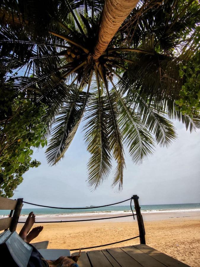Busua Inn Exterior photo