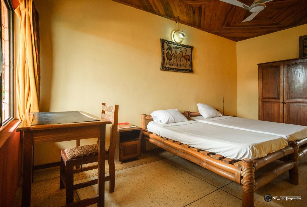 Busua Inn Exterior photo